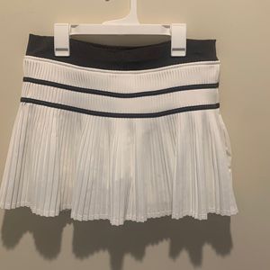 Fila white pleated tennis skirt Size medium